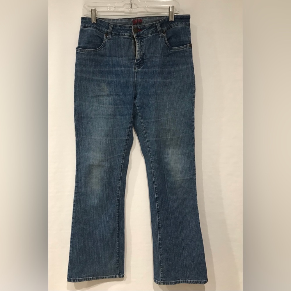 🪴Woman’s Blue Stretch Denim Bootcut Midrise Jeans, 10